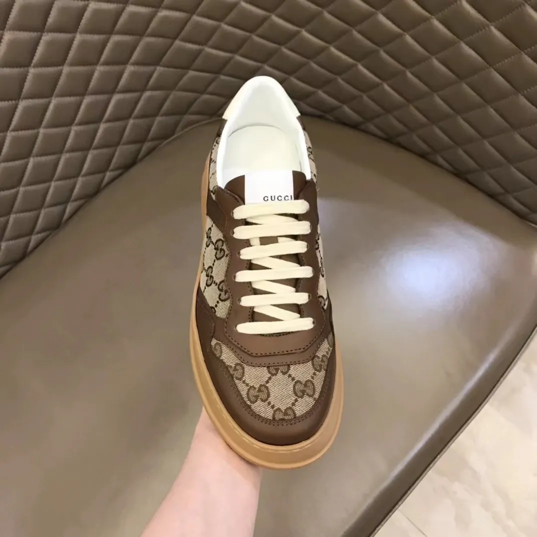 P380 new men's shoes GUCCI [Lightning] latest shoes are shipped. Original quality, fashionable, made of special materials, sheepskin lining, brand new packaging. The foot feels super comfortable and the workmanship is impeccable38-45